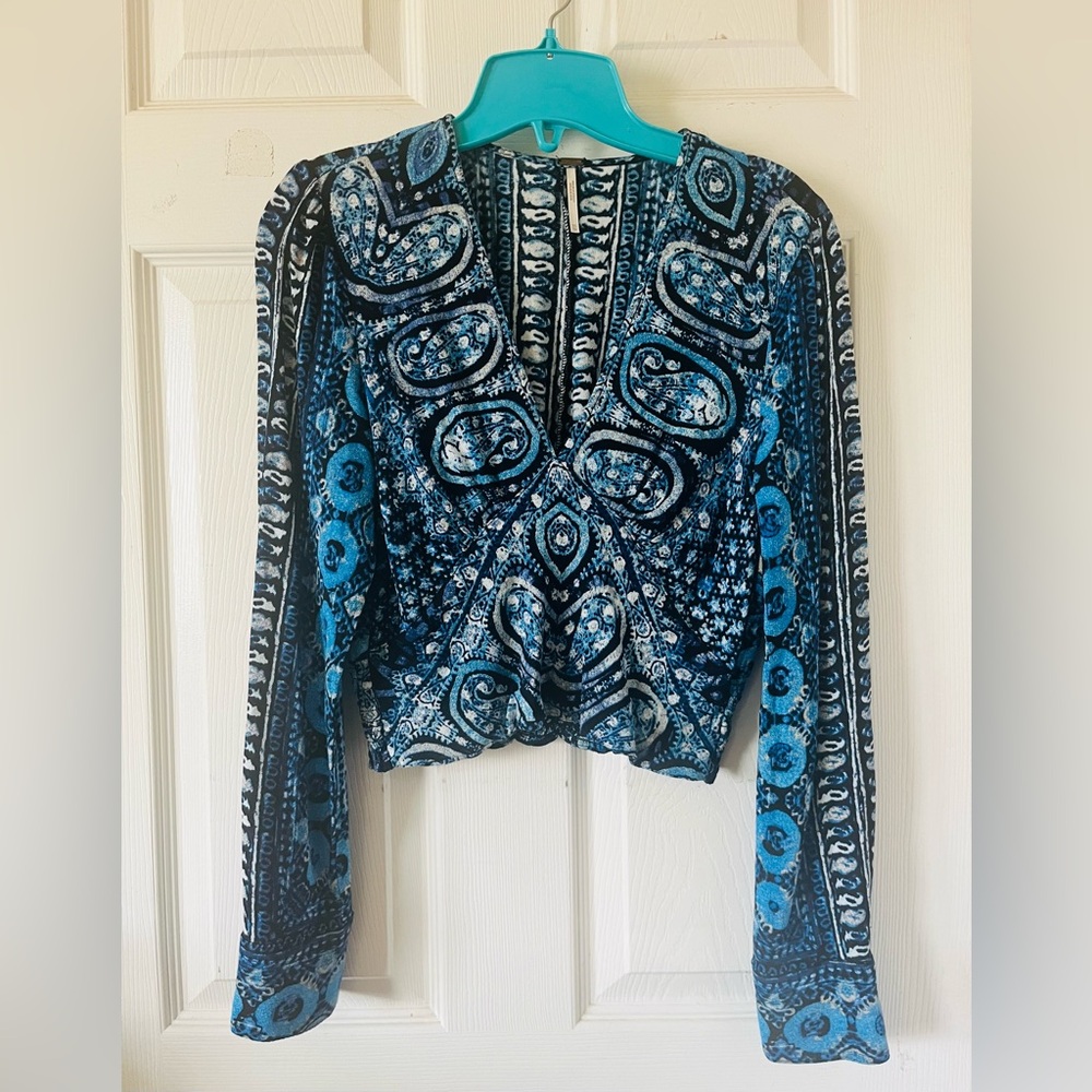 Free People Blue and Black, V Neck‎ Long Sleeve Patterned Blouse XS